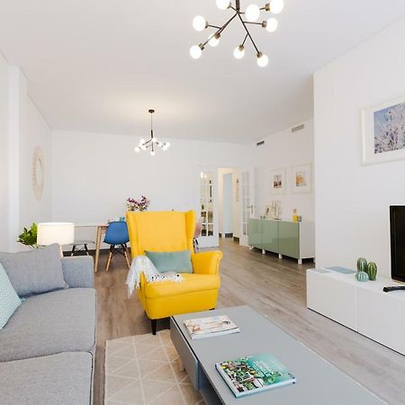 Hola Malaga Premium Centro Apartment Екстериор снимка