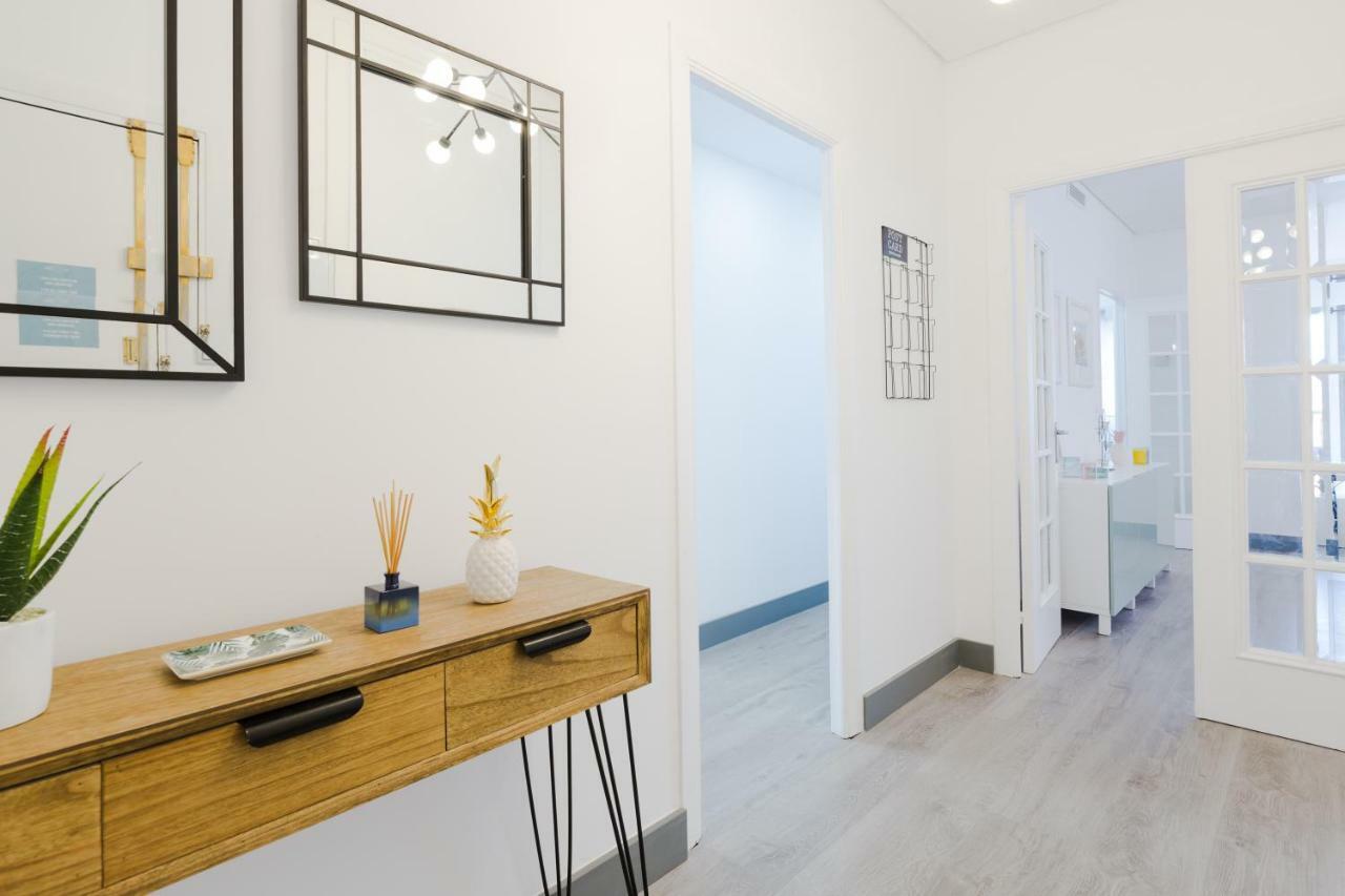 Hola Malaga Premium Centro Apartment Екстериор снимка